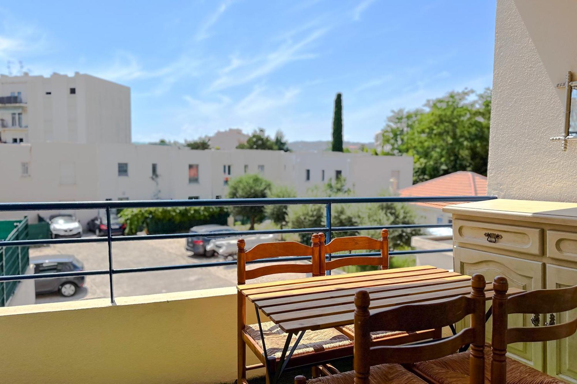 Poincare 4 - Lumineux, Renove, Central Et Calme A Juan Les Pins Antibes Esterno foto